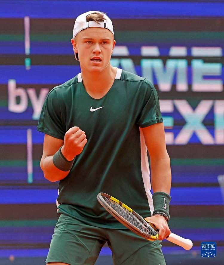 严格的训练 严格的训练