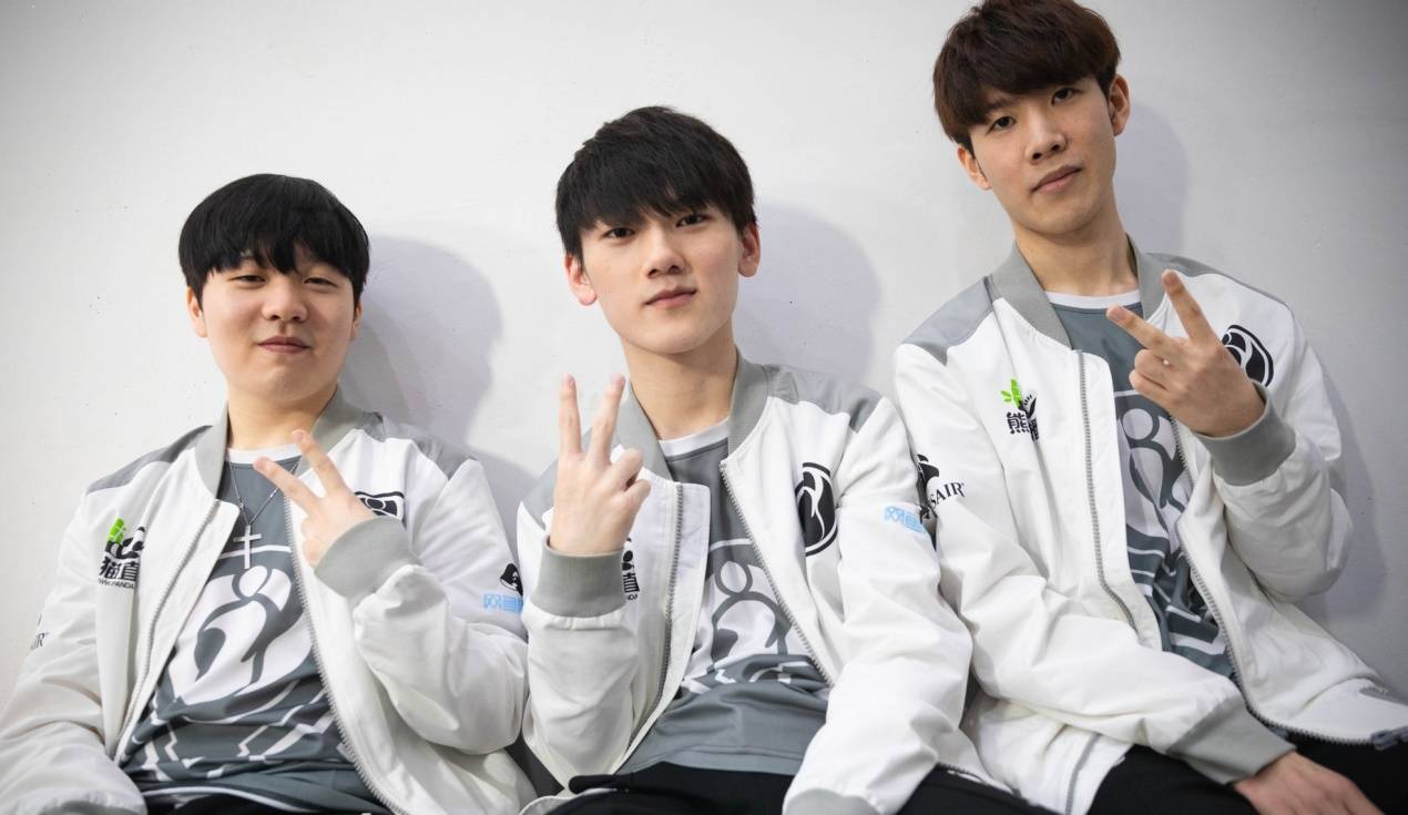 为捷克足球 为捷克足球