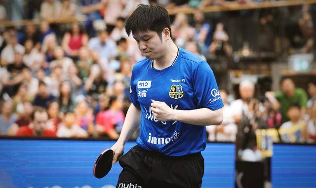 以2比0击 以2比0击